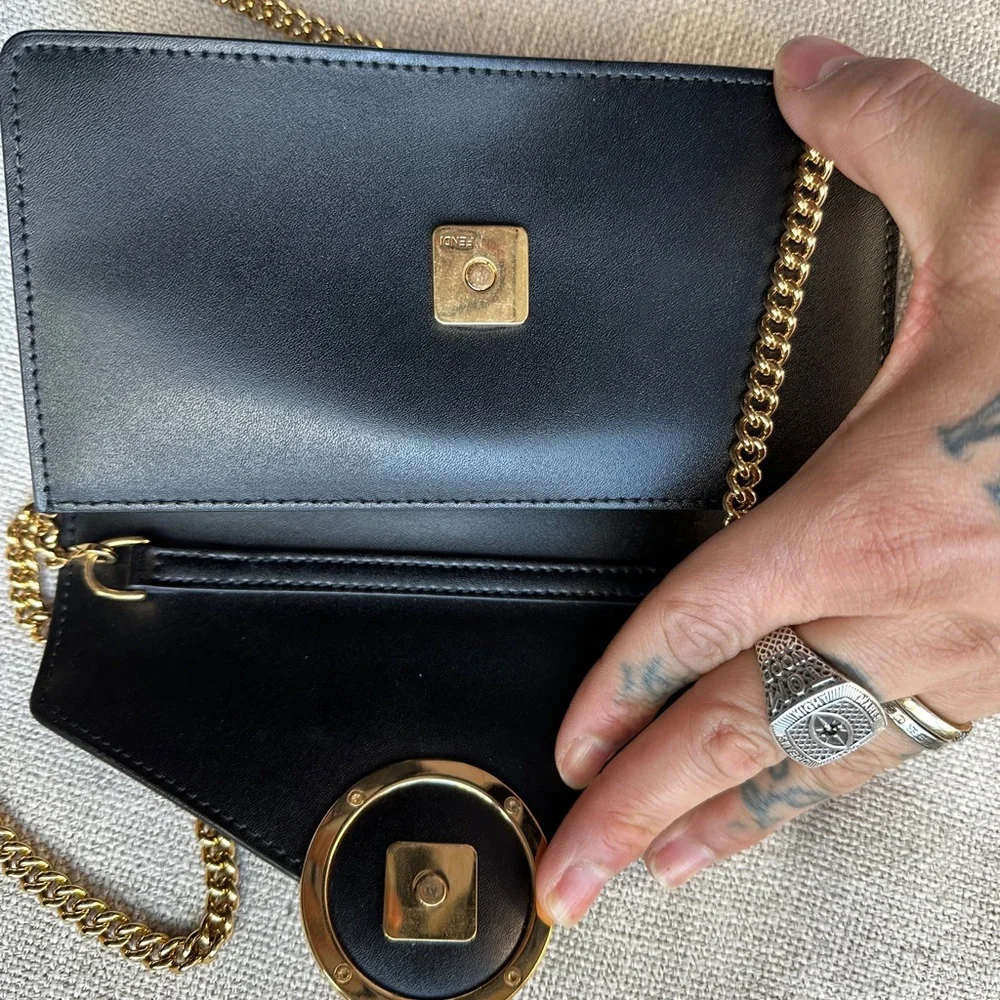 Fendi Crossbody bag - Picture 3 of 5